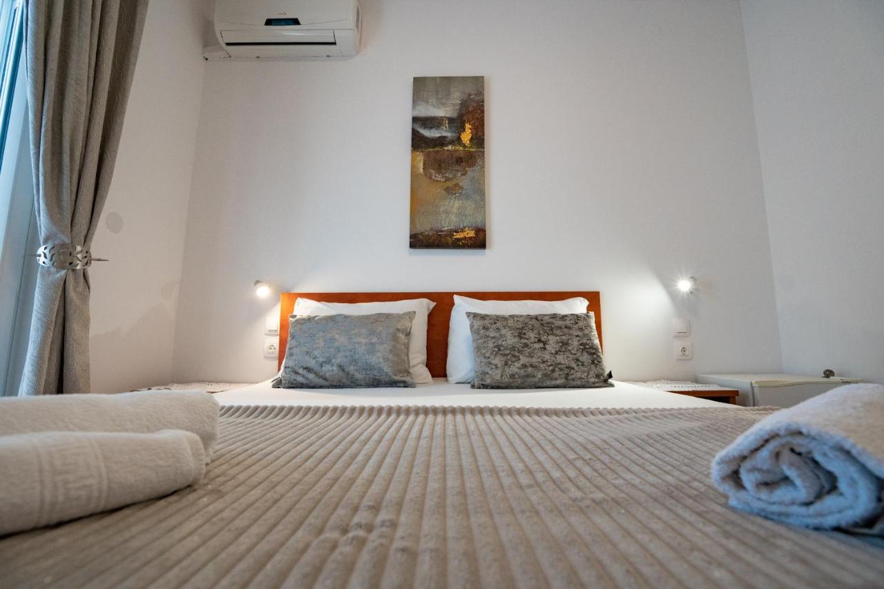 Rooms Magnolia With Pool Novalja Exterior photo