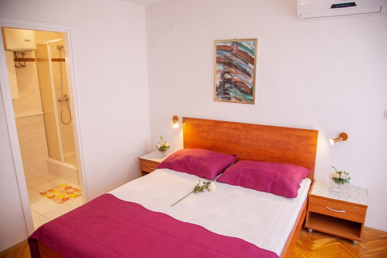 Rooms Magnolia With Pool Novalja Exterior photo